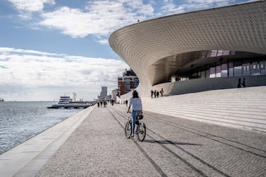 Следуйте за речным туром на электронном велосипеде по Лиссабону